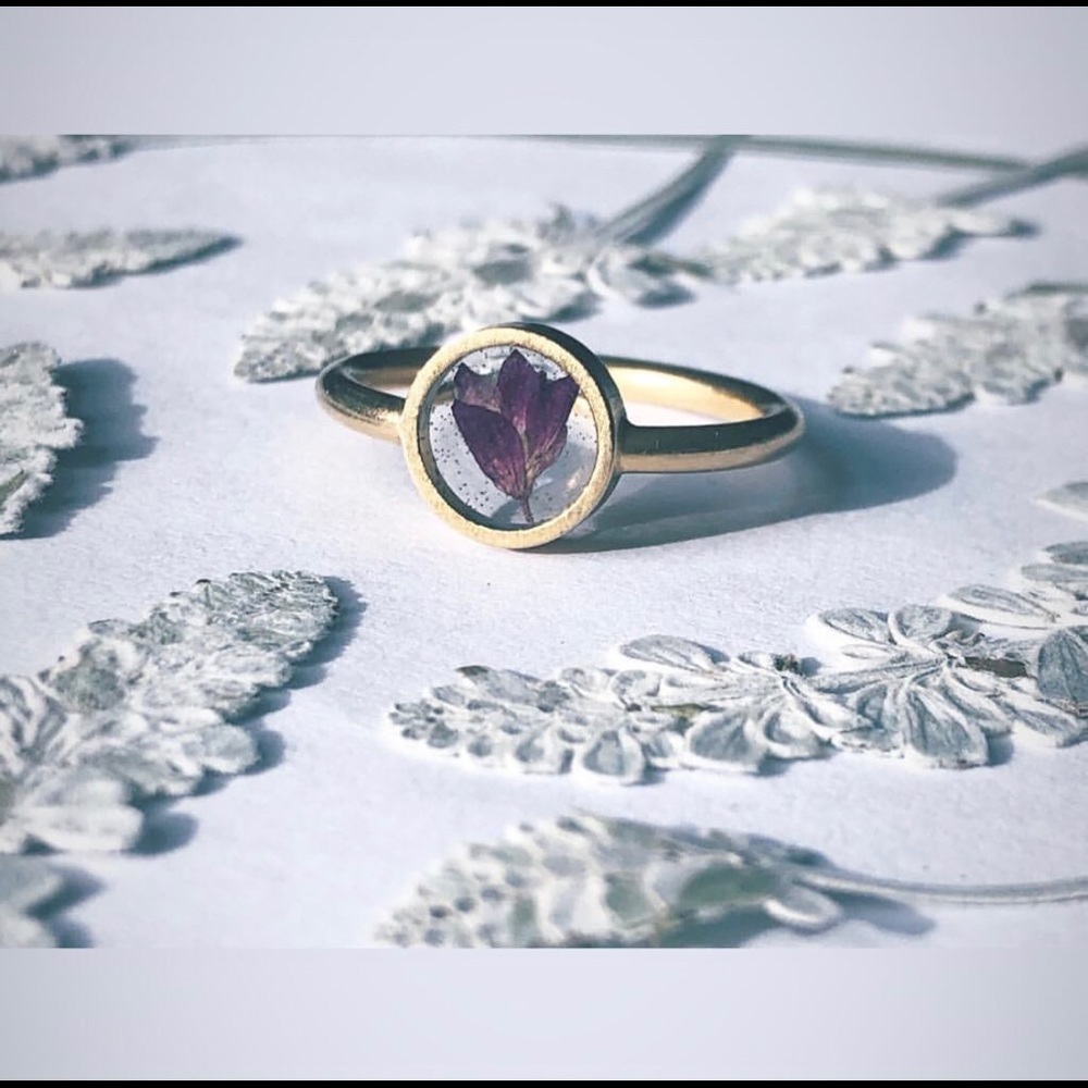 Circle Oregano Ring